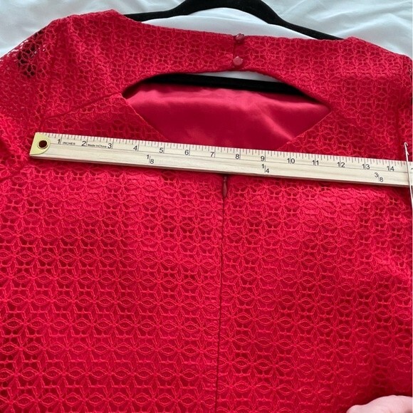 Trina Turk Red Eyelet Dress Size 6 Peekaboo Back Cut Out - Picture 12 of 12